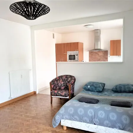 Apartment Entier A 2 Minutes Du Centre