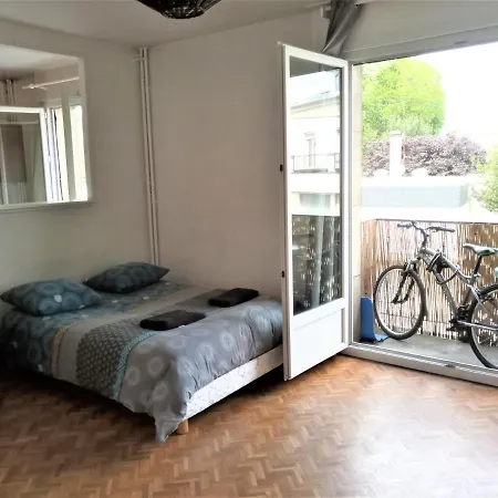 Entier A 2 Minutes Du Centre * Melun