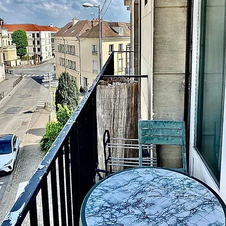 Entier A 2 Minutes Du Centre Melun